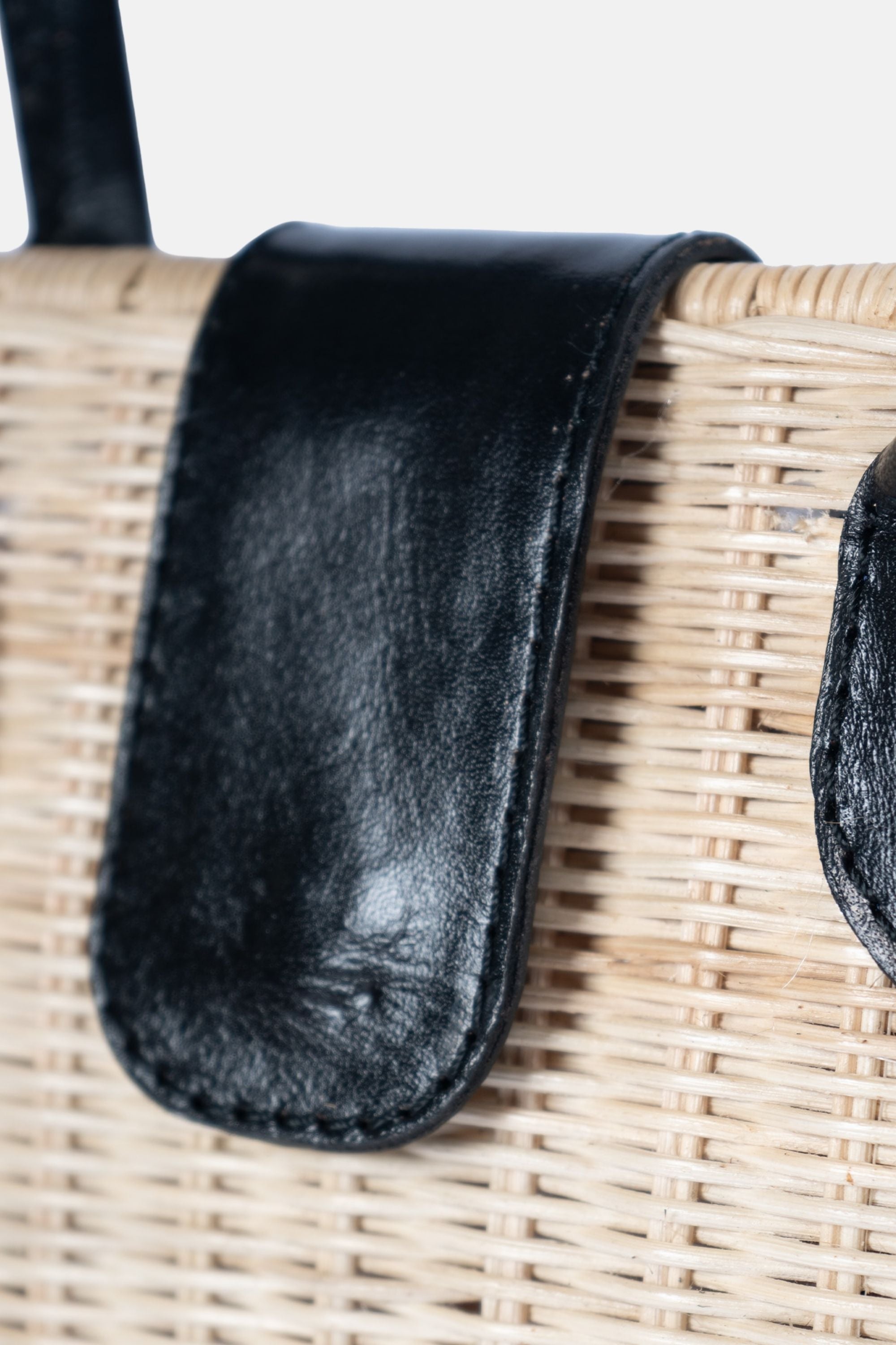 Piper Rattan Medium Crossbody - Black Leather - Jelavu.com