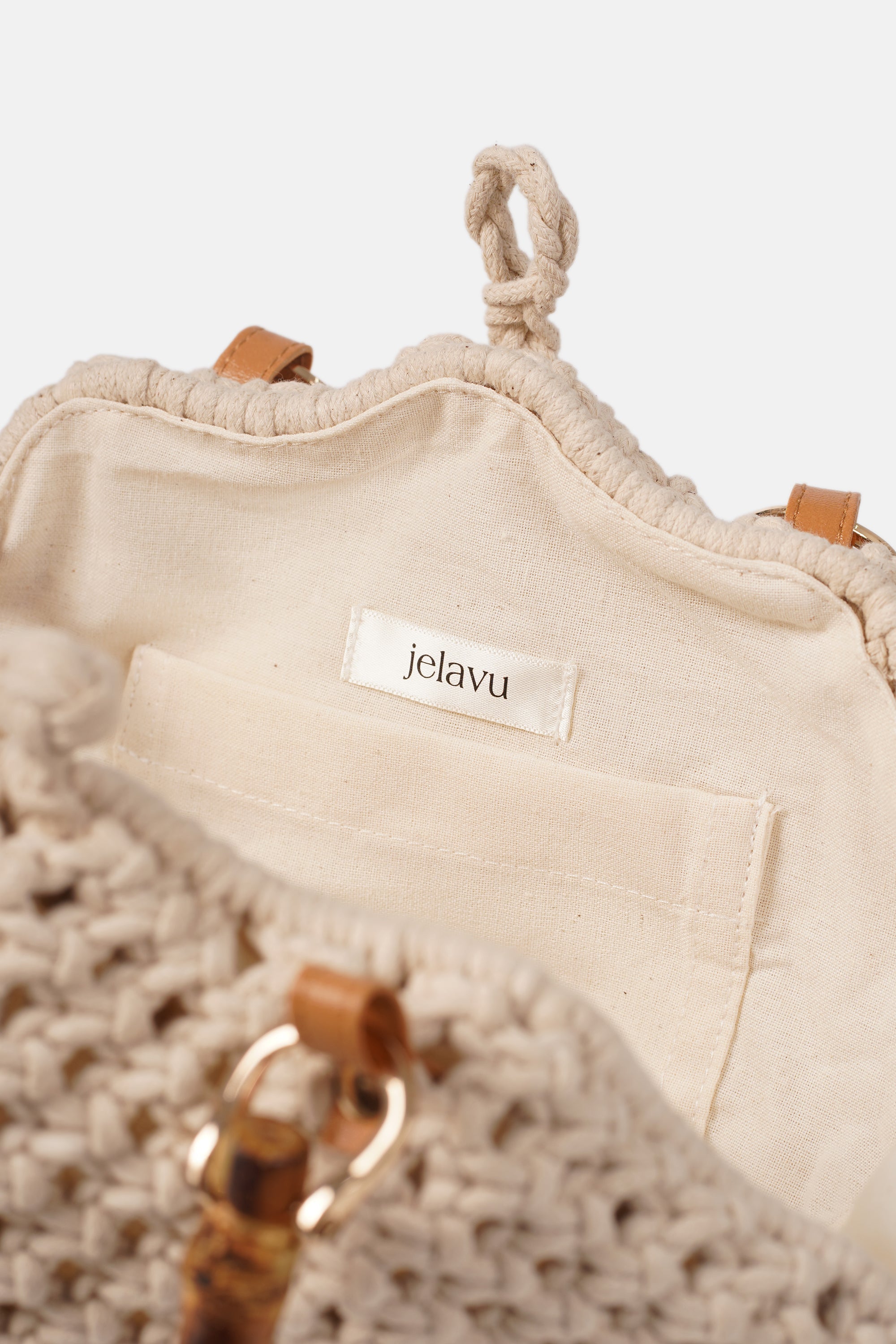 Jelavu - Venus Cream Crochette Shell Bag - Jelavu.com