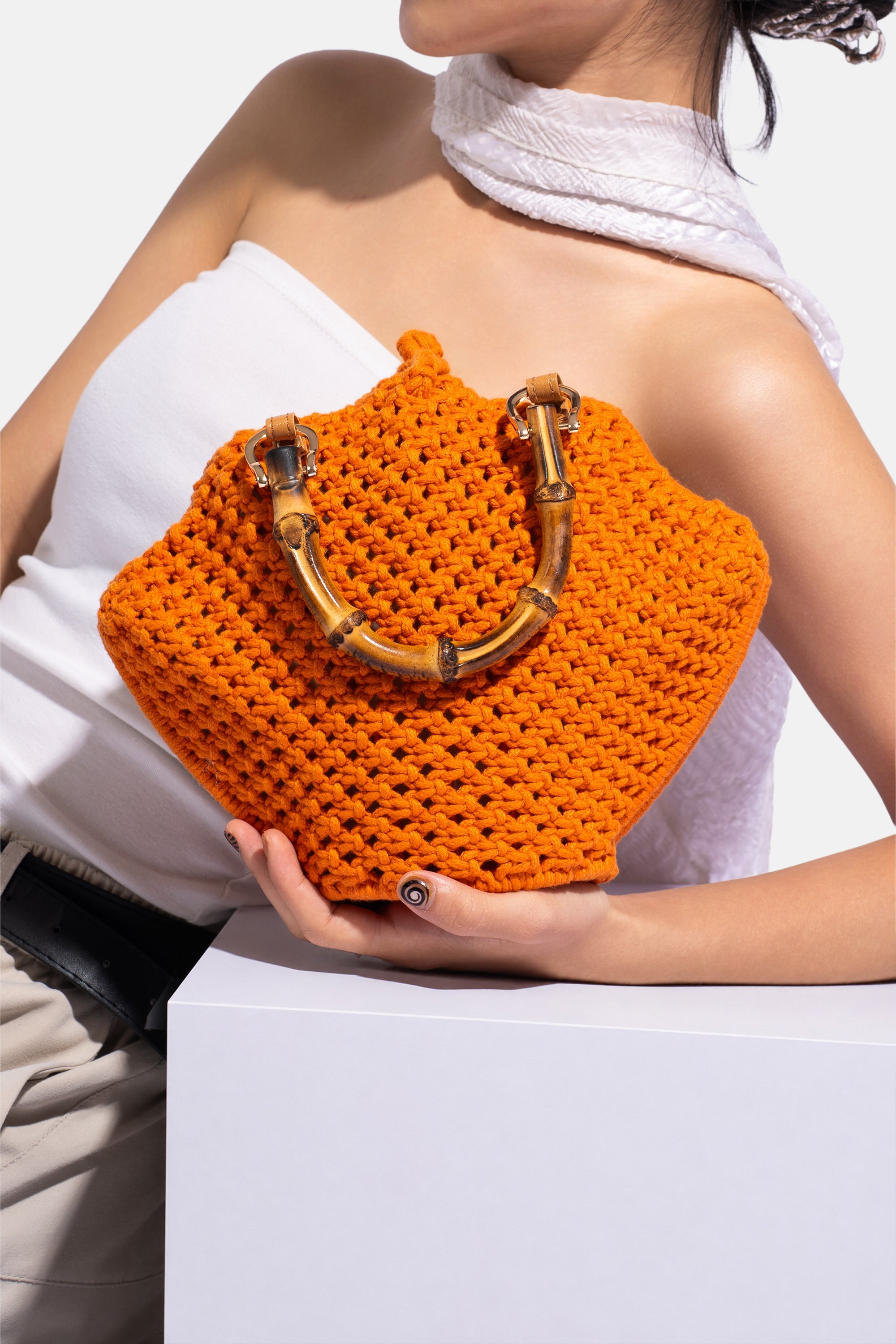Jelavu - Venus Orange Crochet Shell Bag - Jelavu.com