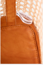 Load image into Gallery viewer, Jelavu Hilton TAN Large Satchel - Jelavu.com