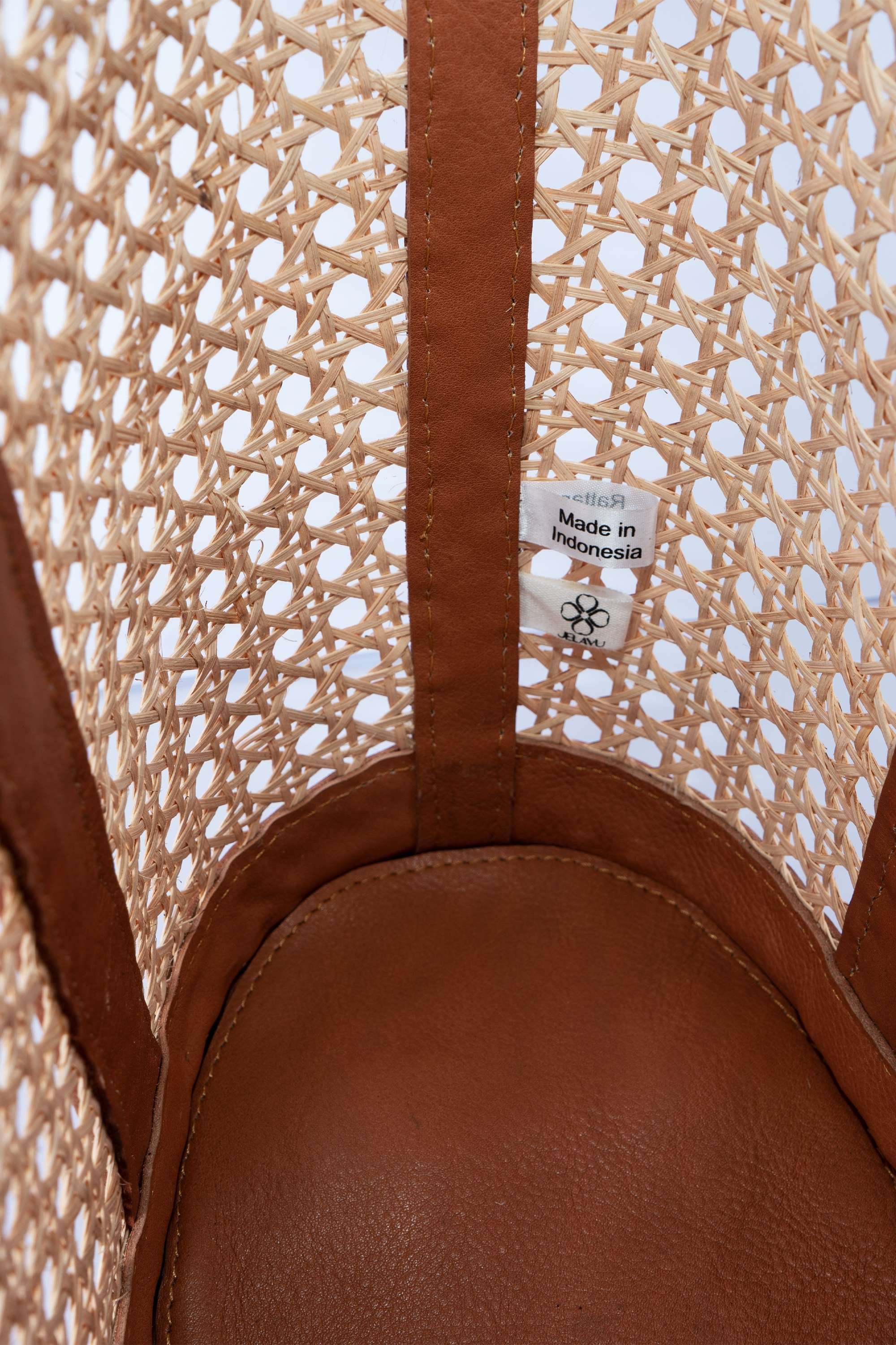 Jelavu - Sallie Tote Bags Tan - Jelavu.com